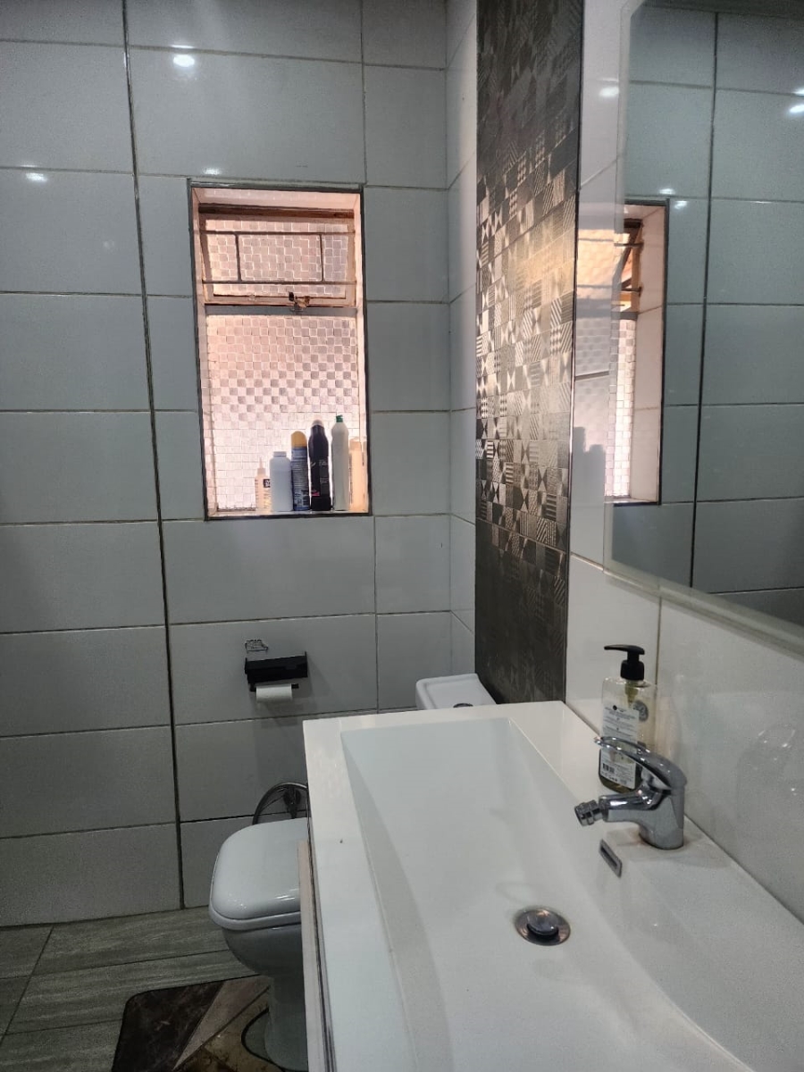 3 Bedroom Property for Sale in Manzil Park North West